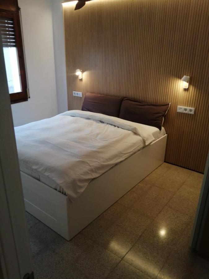 2 Bedroom Large Modern Apartment In Blanes Old Town 50M From The Beach! Ngoại thất bức ảnh