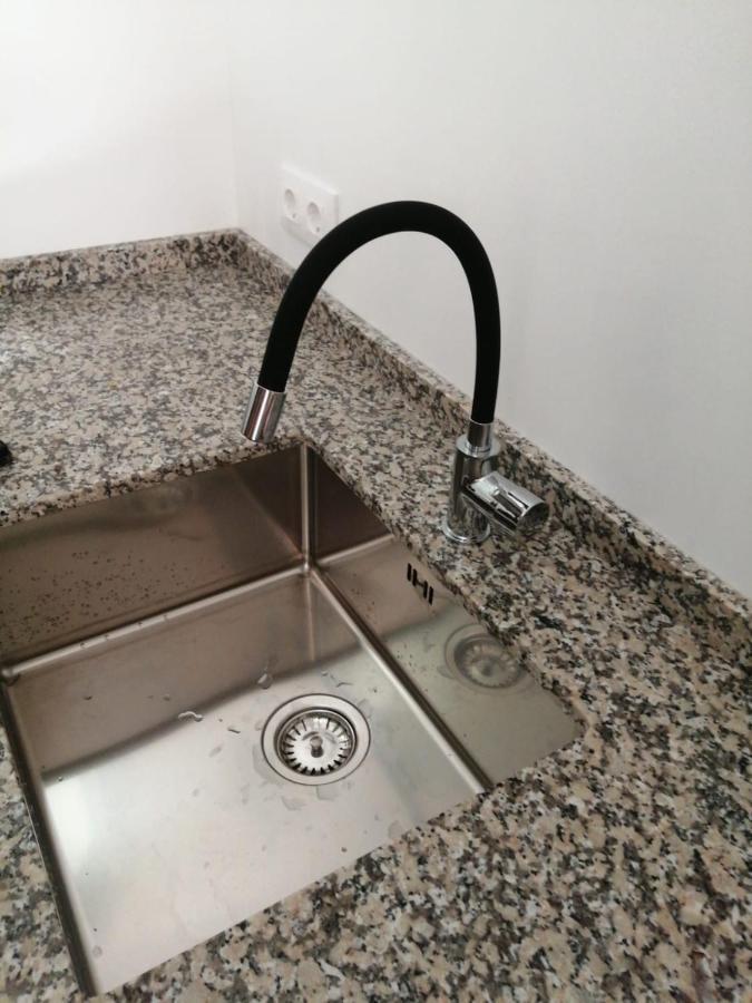 2 Bedroom Large Modern Apartment In Blanes Old Town 50M From The Beach! Ngoại thất bức ảnh