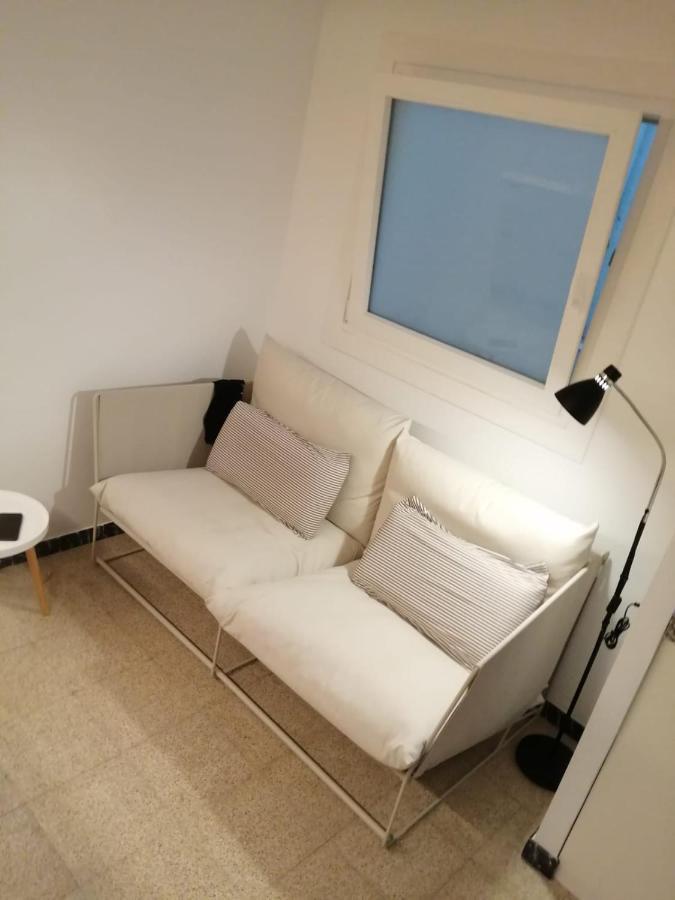 2 Bedroom Large Modern Apartment In Blanes Old Town 50M From The Beach! Ngoại thất bức ảnh