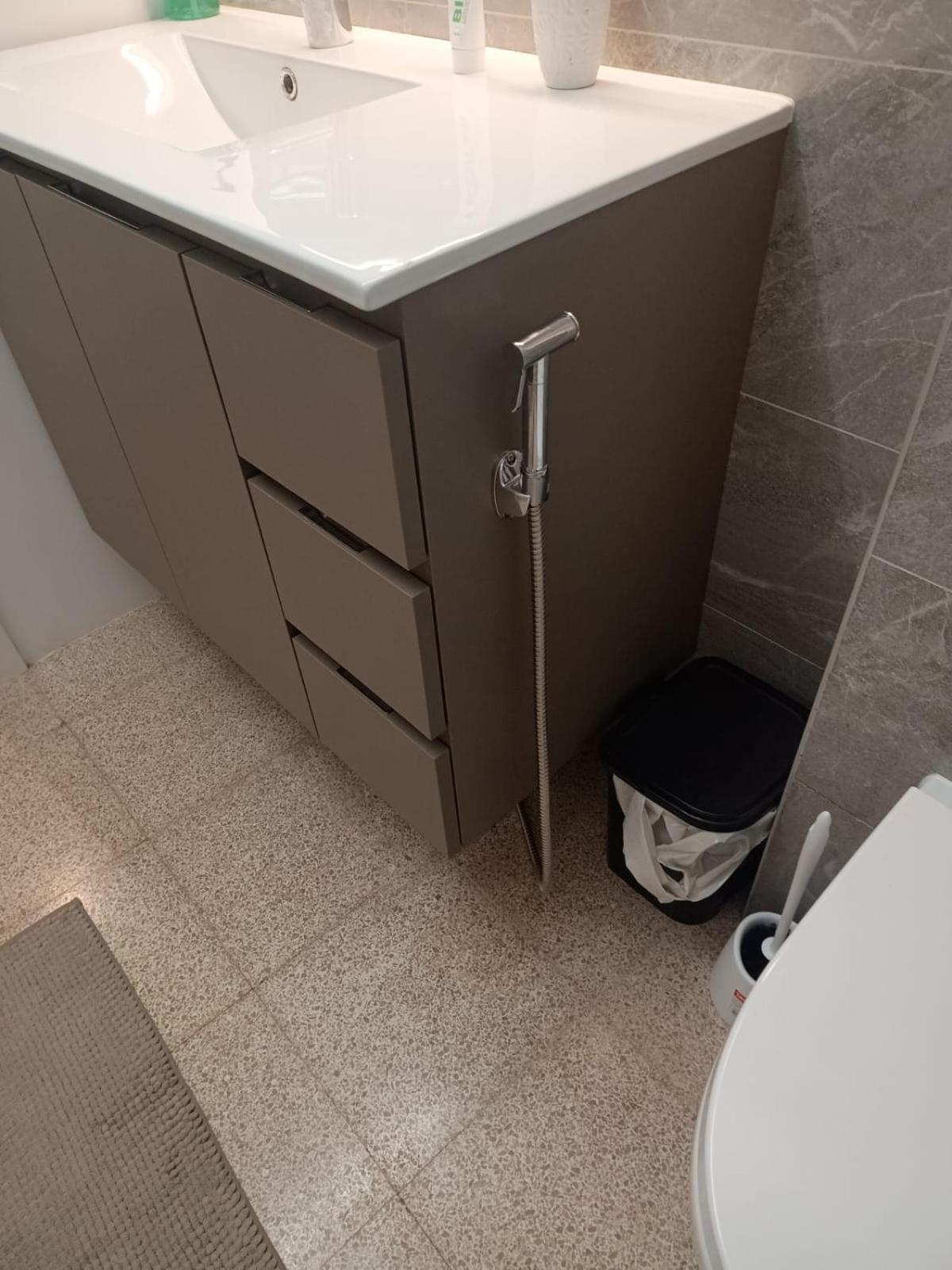 2 Bedroom Large Modern Apartment In Blanes Old Town 50M From The Beach! Ngoại thất bức ảnh