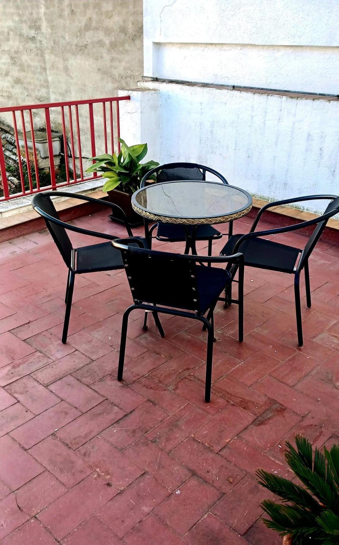 2 Bedroom Large Modern Apartment In Blanes Old Town 50M From The Beach! Ngoại thất bức ảnh